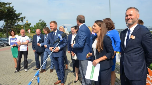 Tczew - "Koniec dzielenia Polaków!". Koalicja Obywatelska inauguruje kampanię w Tczewie
