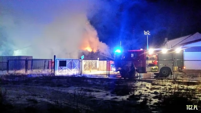 Tczew - Pożar stolarni na terenie pelplińskiej cukrowni