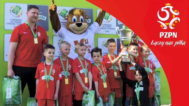 Tczew - Akademia Młodych Orłów (AMO) Tczew zwyciężyła w "Z Podwórka na Stadion o Puchar Tymbarku"