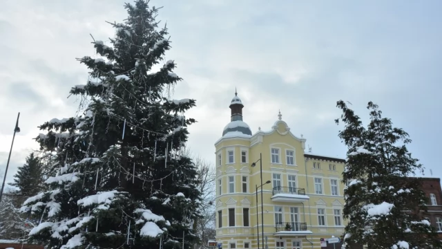 Tczew - Napadało białego puchu, jeszcze go przybędzie. Potem mróz