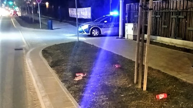 Tczew - Policjanci zauważyli dym i płomienie - natychmiast zatrzymali auto (WIDEO)
