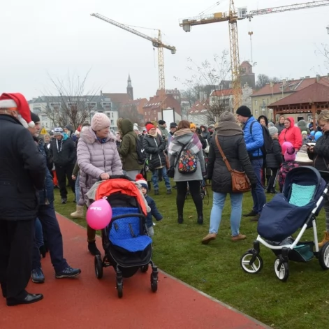 Tczew - Dzieci z Tczewa dostały na Mikołajki plac zabaw