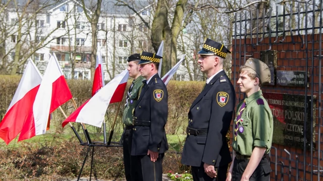 Tczew - Tczew pamiętał o ofiarach Katynia