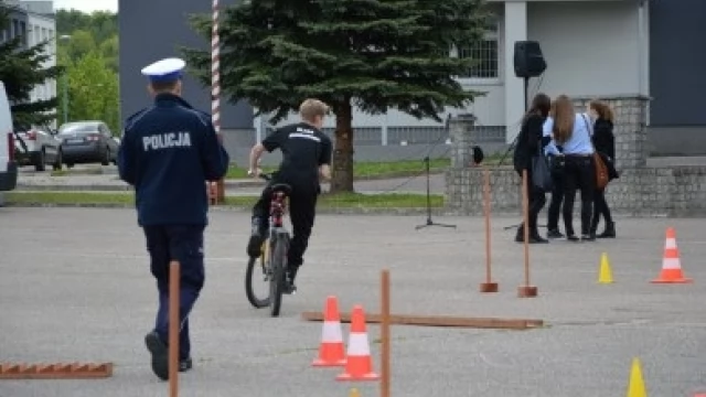 Tczew - Młodzież, która marzy o karierze w policji, spotkała się w Gdańsku