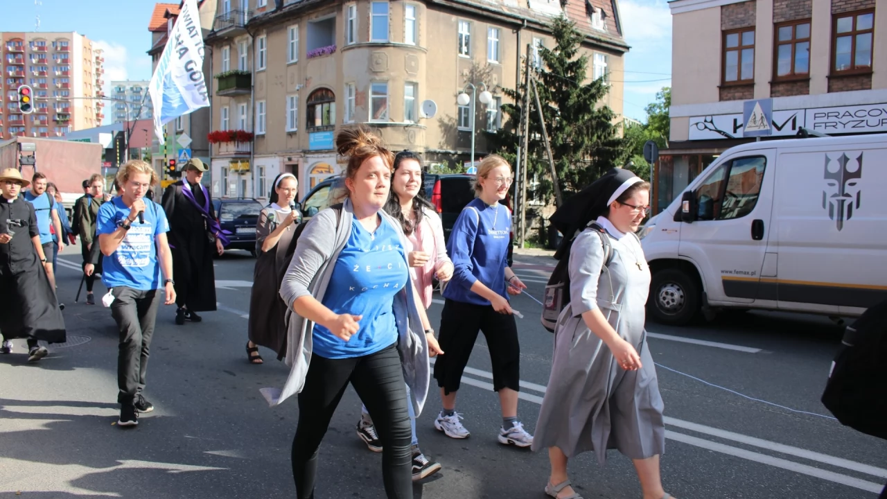 Tczew - Pielgrzymka idzie do Częstochowy. Ze względu na COVID jest inna niż zwykle