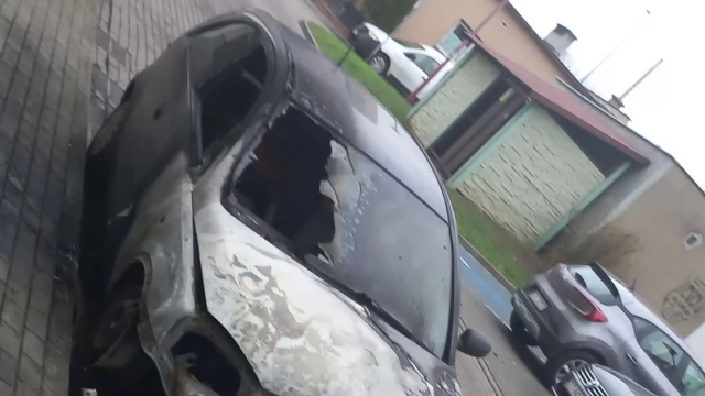 Tczew - Spalone auto na Saperskiej