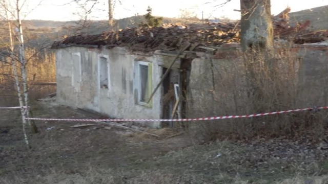 Tczew - Rzym (gm. Gniew). Sześć osób straciło dach nad głową