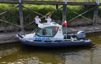 Tczew - Patrolują Wisłę na policyjnej łodzi - w weekend dyscyplinowali gości Sobótek
