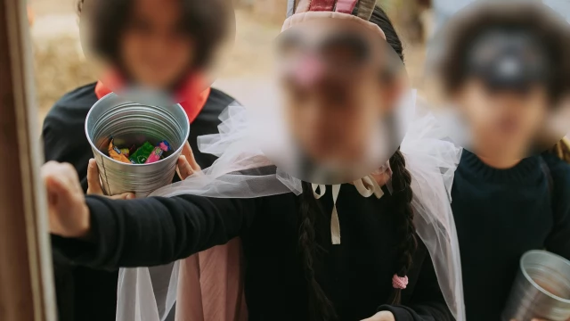 Tczew - Wandale w Halloween rzucali jajkami