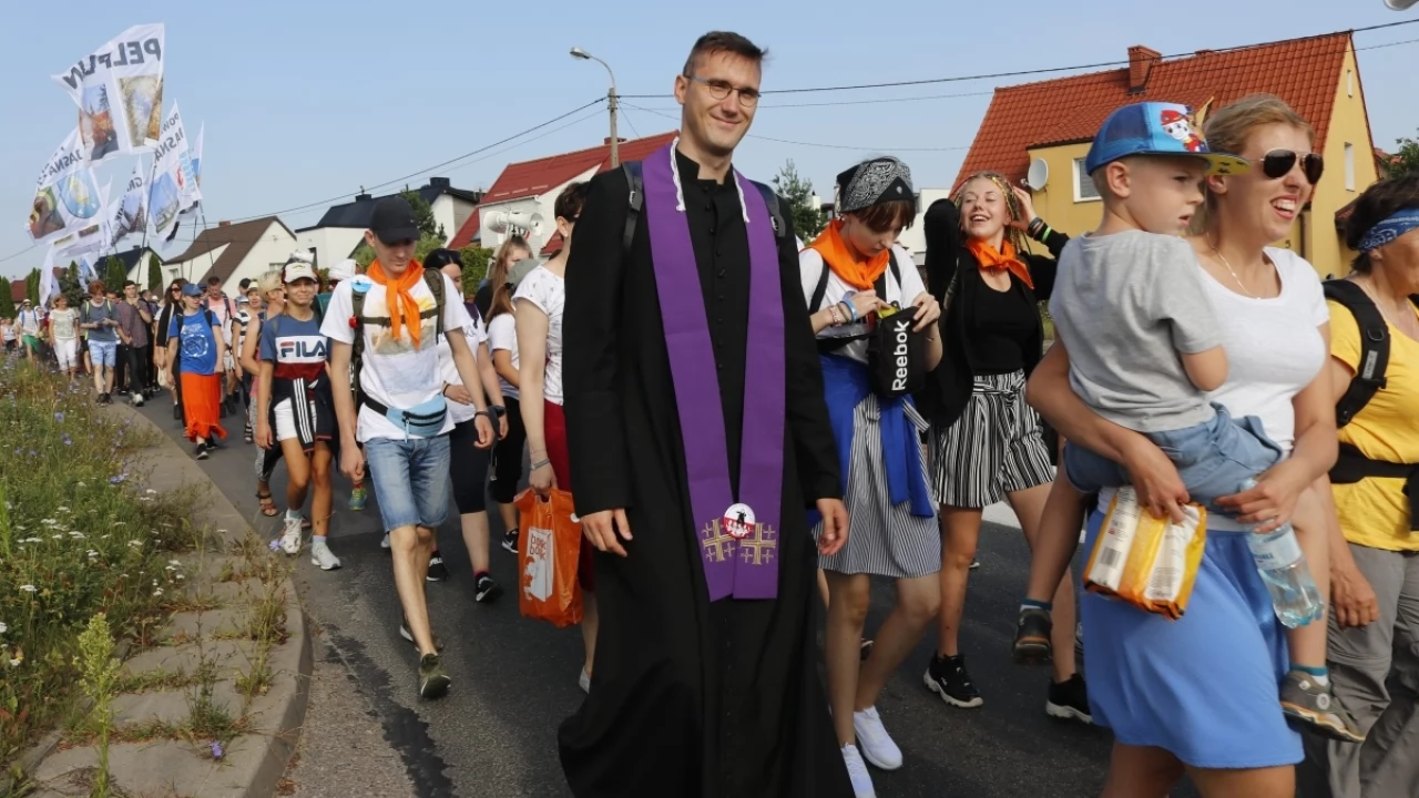 Tczew - Tczewska pielgrzymka wyruszyła na Jasną Górę