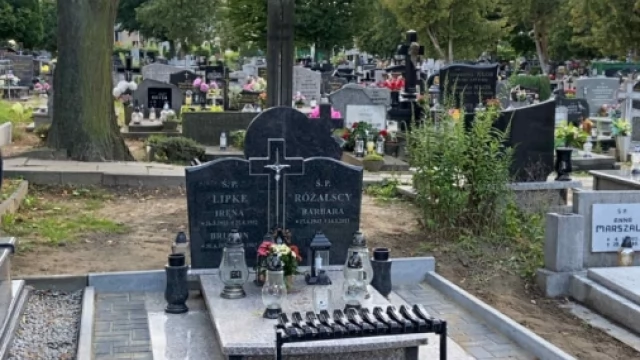 Tczew - Podnoszenie zapadniętych nagrobków czyszczenie las