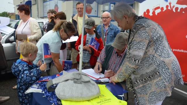 Tczew - PiSbus i inauguracja kampanii w Tczewie. Partyjne hasło "Dobry czas dla Polski"