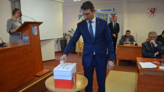 Tczew - Mirosław Augustyn starostą tczewskim na kolejną kadencję. "Potrzeba nam zgody, intensywnej pracy"