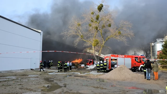 Tczew - Poważny pożar w Zajączkowie Tczewskim. Kilkanaście zastępów straży na miejscu