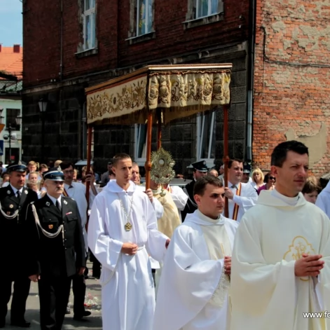 Tczew - Boże Ciało. Wierni wyszli na ulice