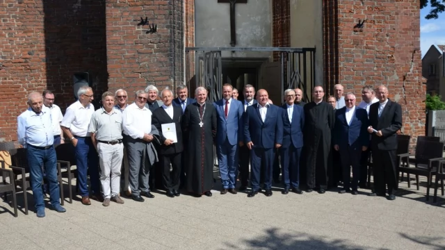Tczew - Przez Tczew przebiegnie szlak turystyczny - fara i kościół szkolny z milionowym dofinansowaniem