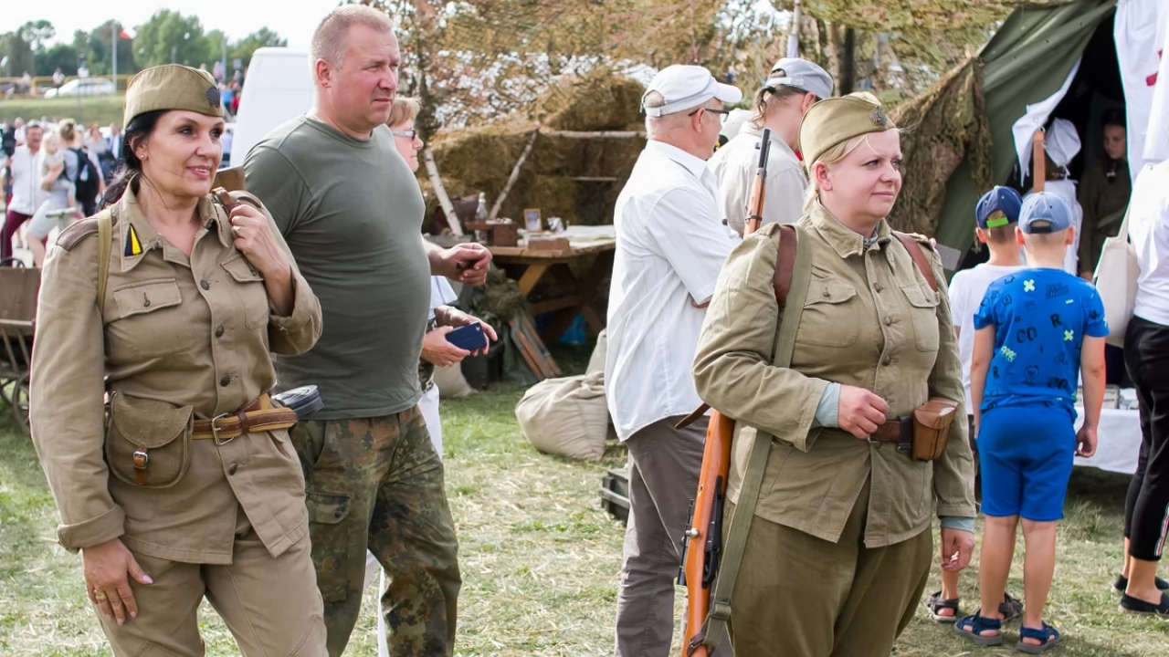 Tczew - Piknik historyczno - militarny na bulwarze