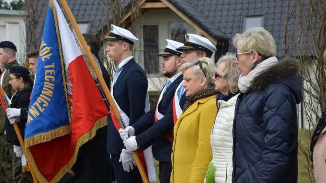 Tczew - Pamiętali o ofiarach Katynia. Ofiarami sowieckiej zbrodni byli także tczewianie