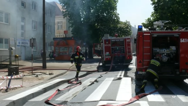 Tczew - Płonie kamienica przy ul. 30 Stycznia