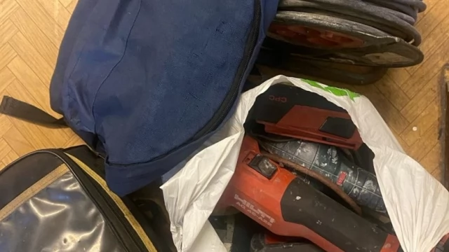Tczew - Recydywista odpowie za kradzież elektronarzędzi o wartości 18 tys. zł. Pirat pomógł go namierzyć