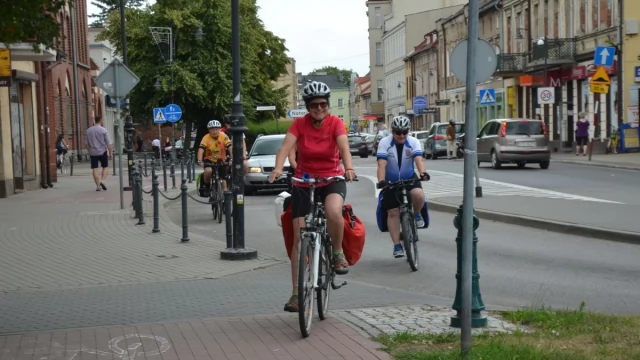 Tczew - Pojechali promować Wiślaną Trasę Rowerową