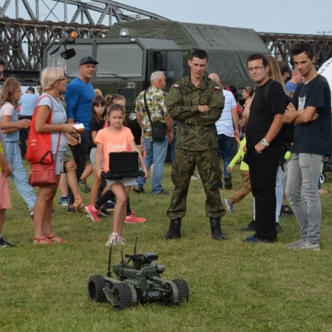 Tczew - Piknik historyczno - militarny na bulwarze