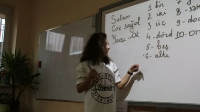 Tczew - Goście z Azerbejdżanu i Hong Kongu z wizytą w Sportowej Szkole Podstawowej nr 2