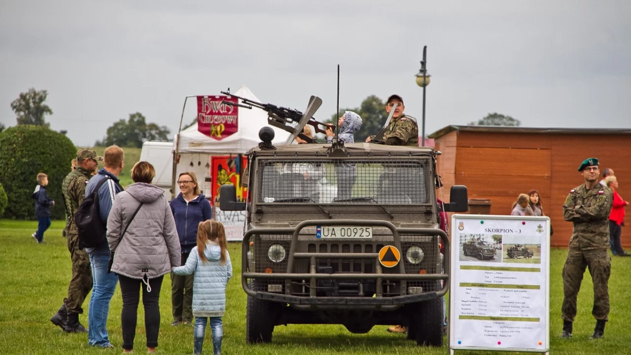 Tczew - Piknik historyczno - militarny na bulwarze