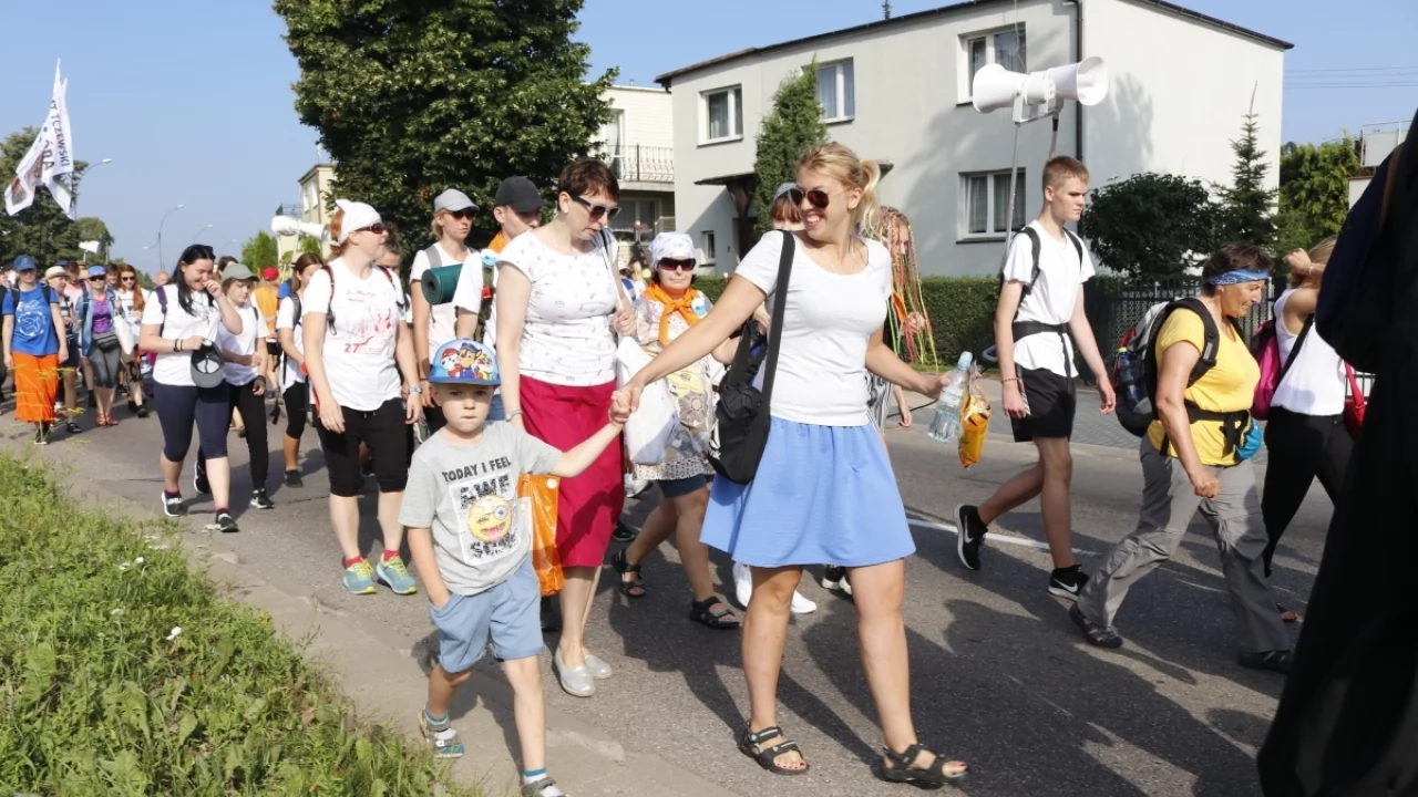 Tczew - Tczewska pielgrzymka wyruszyła na Jasną Górę