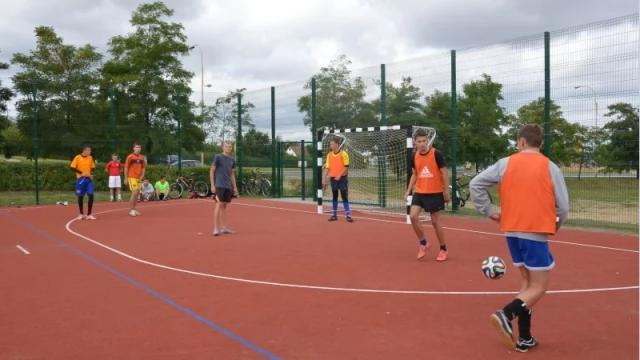 Tczew - Os. Bajkowe - na boisku już pierwsze sportowe rozgrywki