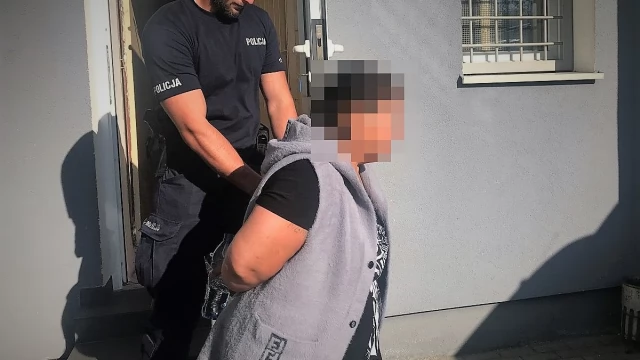 Tczew - Sprzedawali podróbki na targowisku - teraz grożą im 2 lata pozbawienia wolności