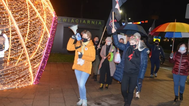 Tczew - "Spacer po wolność. Idziemy po wszystko" - kolejne protesty w Tczewie