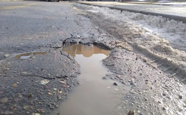 Tczew - Radni pytają o łatanie dziur po zimie