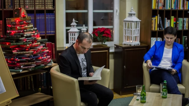Tczew - Tomasz Hildebrandt o swojej nowej powieści "Czerwony szkwał"