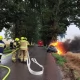 Tczew - Osobówka stanęła w płomieniach, dwie osoby w szpitalu