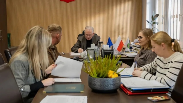 Tczew - Umowy na termomodernizację budynków w Gminie Tczew podpisane