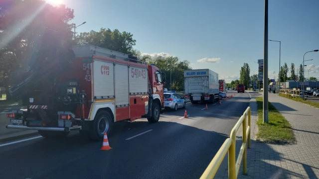 Tczew - Wypadek na al. Solidarności. Utrudnienia w ruchu