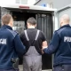 Tczew - Policjanci zatrzymali paserów kradzionego mercedesa