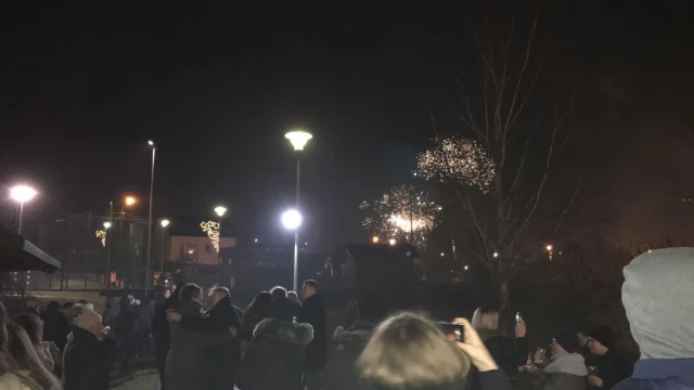 Tczew - Mieszkańcy osiedla Witosa wspólnie witali Nowy Rok