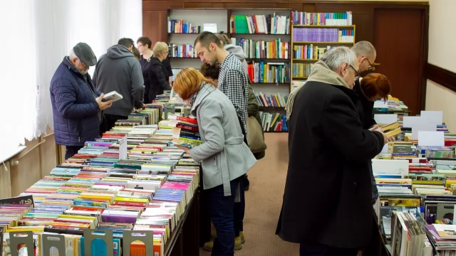 Tczew - "Przeczytałeś - podaj dalej". Tczewianie wymieniali się książkami