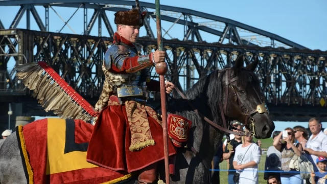 Tczew -  Festyn Samorządowo-Komunalny - tczewianie i goście korzystali z atrakcji