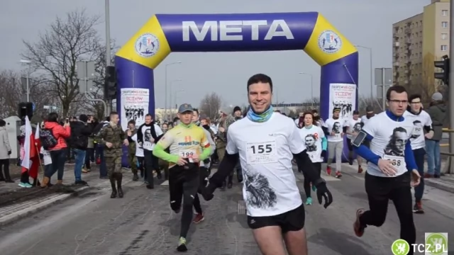 Tczew - Pierwszy w Tczewie Bieg Tropem Wilczym - ponad dwustu biegaczy na starcie