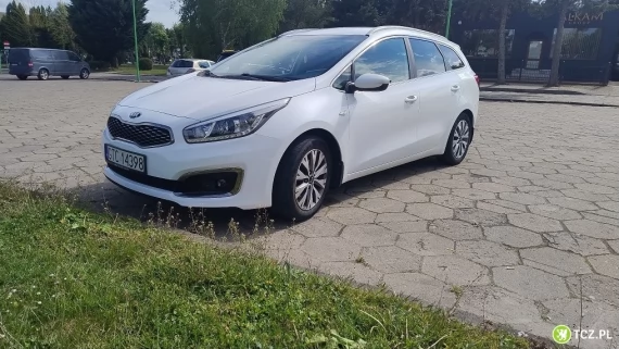 Tczew - KIA CEED Kombi / 1.6 GDI / Pierwszy właściciel