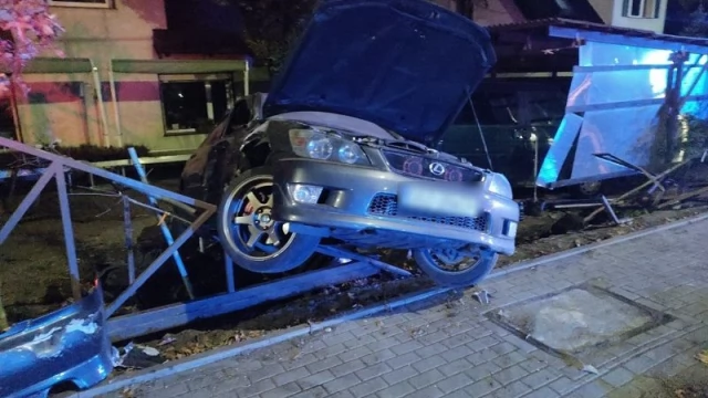Tczew - Nie dostosował prędkości do warunków i wypadł z drogi [WIDEO]
