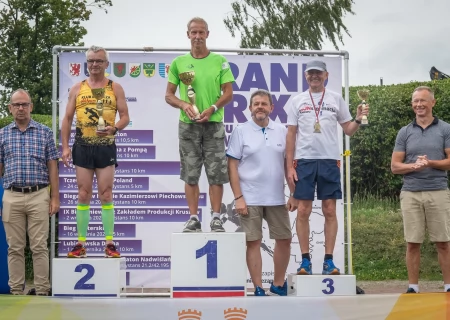 Tczew - Biegacze w hołdzie Kazimierzowi Piechowskiemu