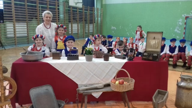 Tczew - Maki i Modraki świętowały Światowy Dzień Kociewia