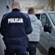 Tczew - Poszukiwany bez maseczki paradował po galerii. To go zgubiło