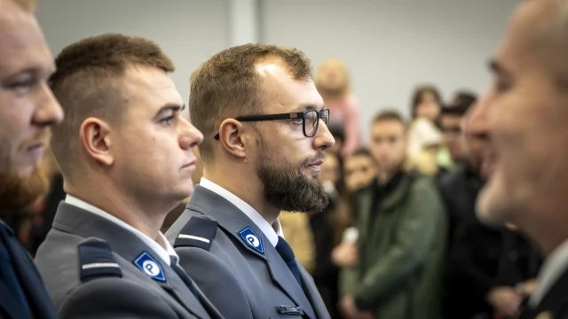 Tczew - Tczewscy policjanci nagrodzeni za bohaterstwo