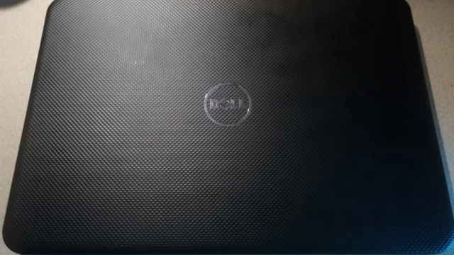 Tczew - Dell Inspiron 3520 - Intel l3 - 8GB - 500HDD - Win10