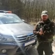 Tczew - Leśnicy uratowali porzuconego szczeniaka od pewnej śmierci. Ktoś wywiózł go głęboko w las